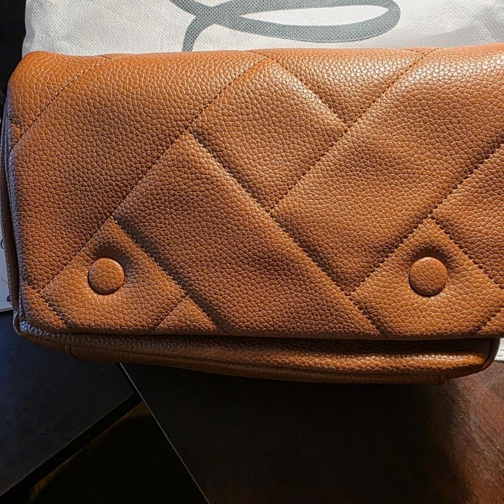 NWT- LUG- VL PICCOLO CROSSBODY- COPPER OR SAND - Picture 3 of 5
